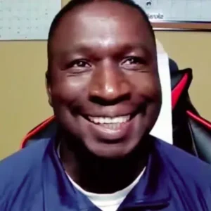 Sumo Logic 16 Omar Koncobo