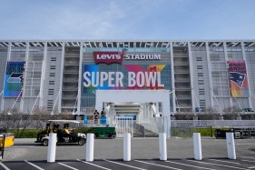 AP26031721953020 Workers get Levi’s Stadium ready for Super Bowl LX between the Seattle Seahawks and the New England Patriots in Santa Clara, Calif., Saturday, Jan. 31, 2026. (AP Photo/Godofredo A. Vásquez)
