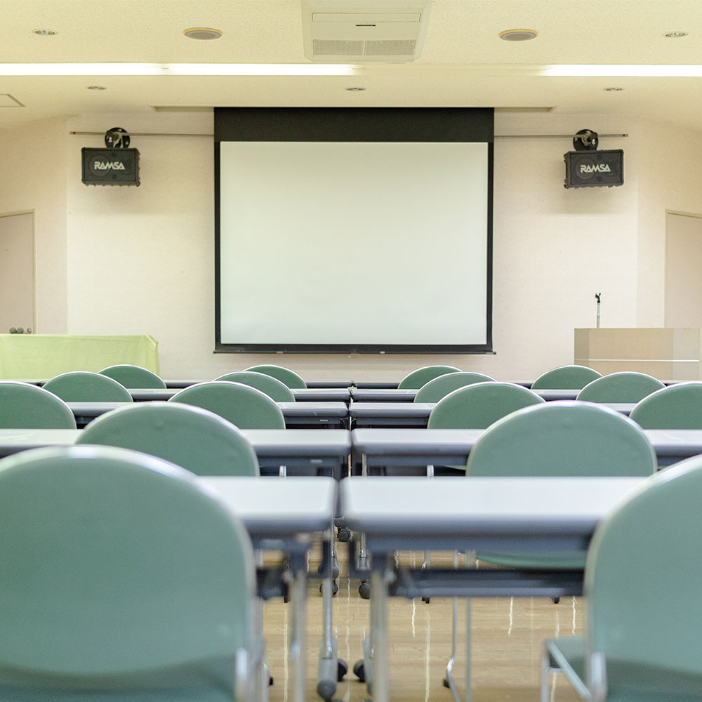 多目的ホール MULTIPURPOSE HALL